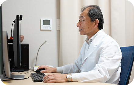 自動精算機やオンライン診療を導入